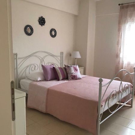 דירות Irina House Pefkohori מראה חיצוני תמונה