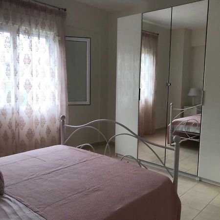 דירות Irina House Pefkohori מראה חיצוני תמונה