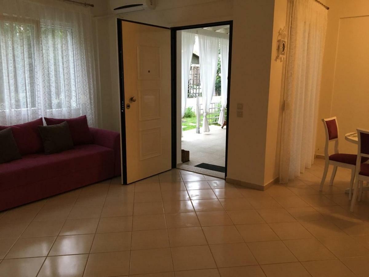 דירות Irina House Pefkohori מראה חיצוני תמונה