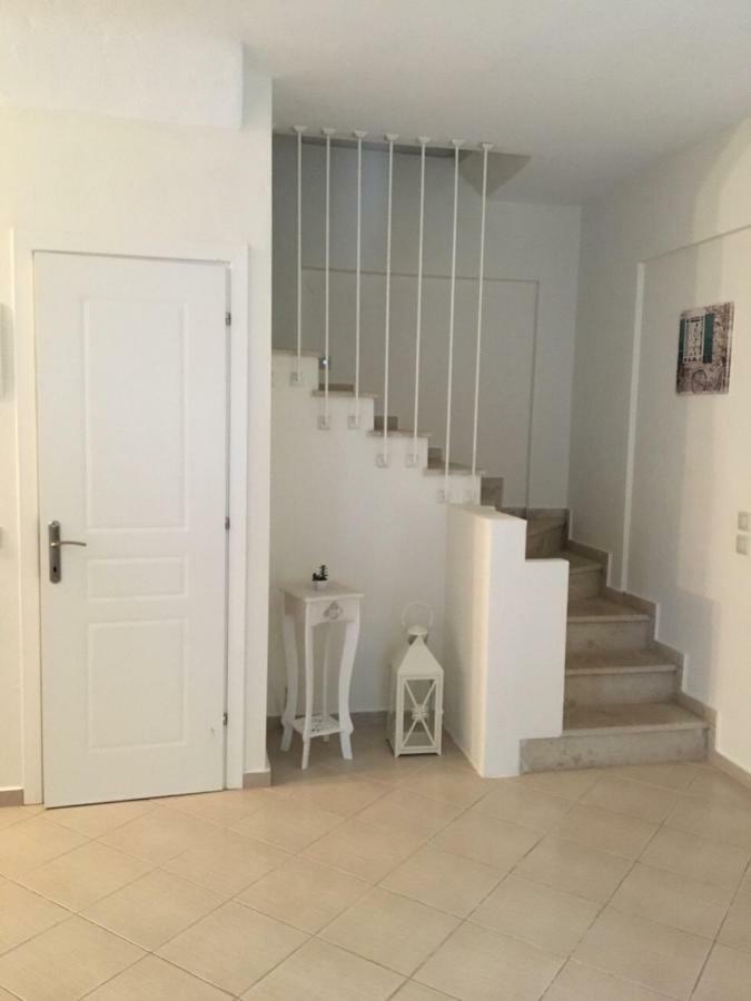 דירות Irina House Pefkohori מראה חיצוני תמונה